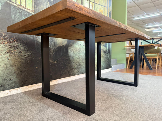 Esstisch +Vollmassiv +Echte Baumkante +Metallgestell