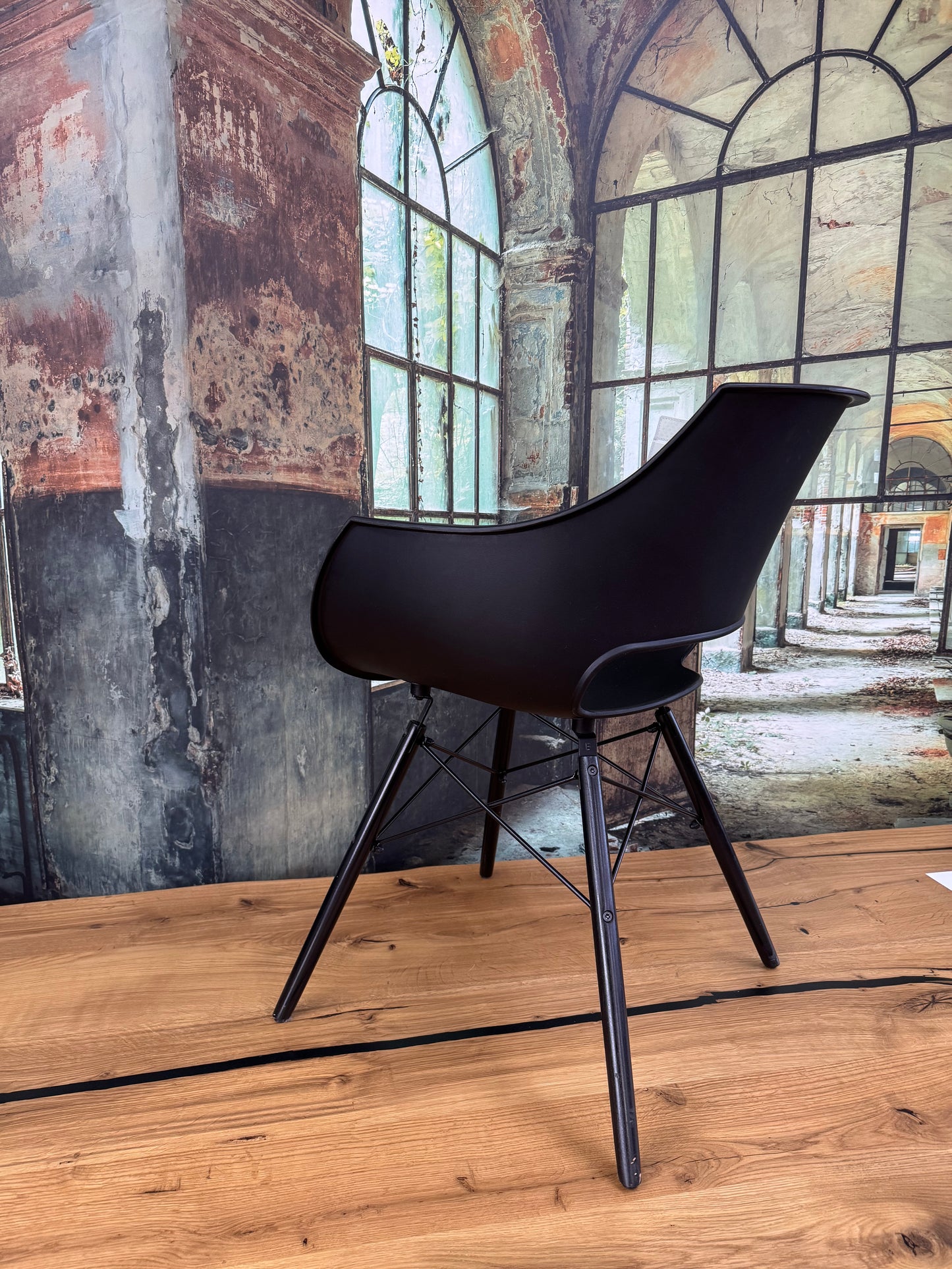 Esszimmerstuhl +Spiderfuß +Sitzschale +verschiedene Farben +Neu auf Lager