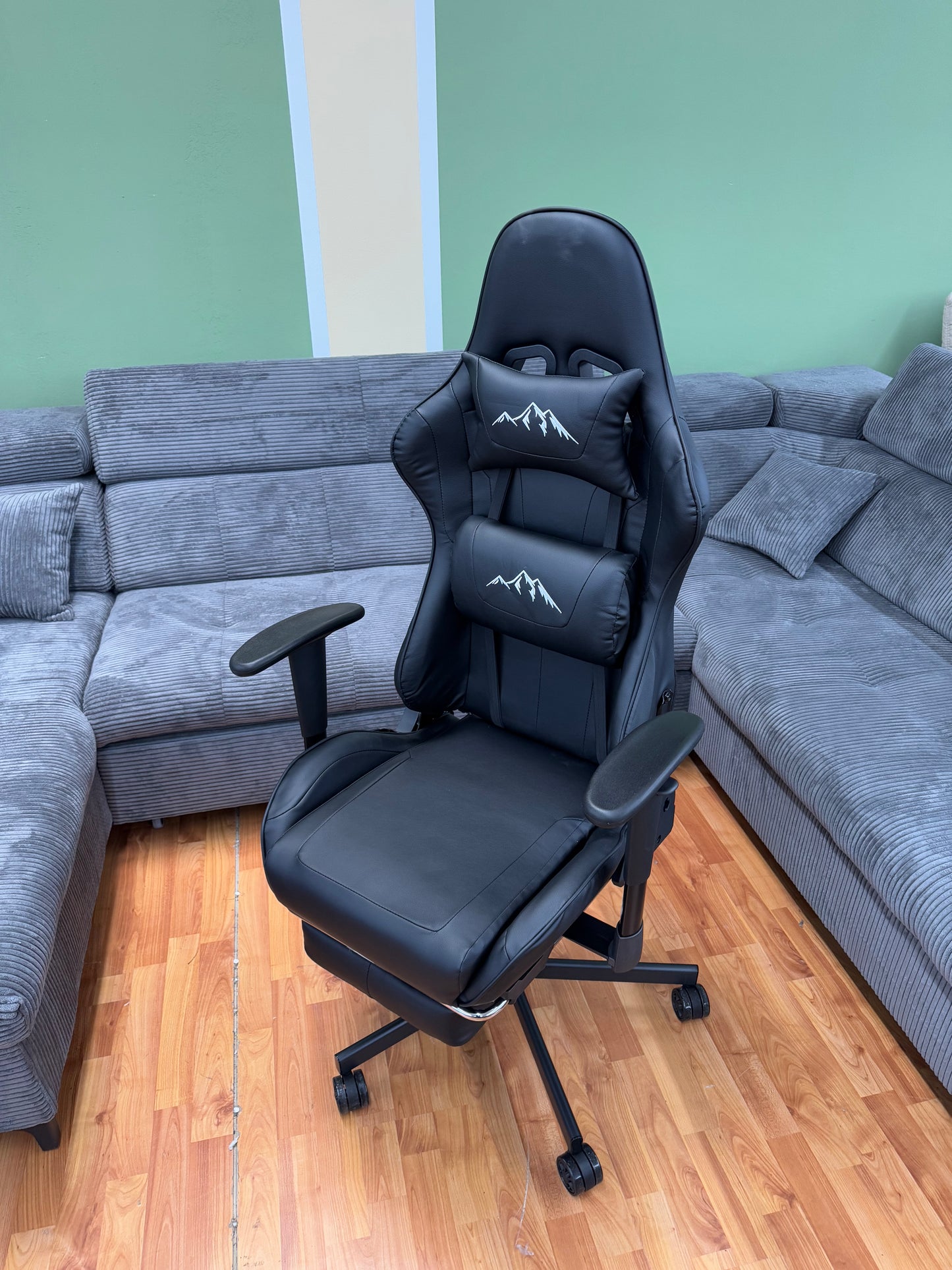 Gaming-Stuhl Bürostuhl +Kissen +Beinablage +Rückenlehnenverstellung +Neu auf Lager