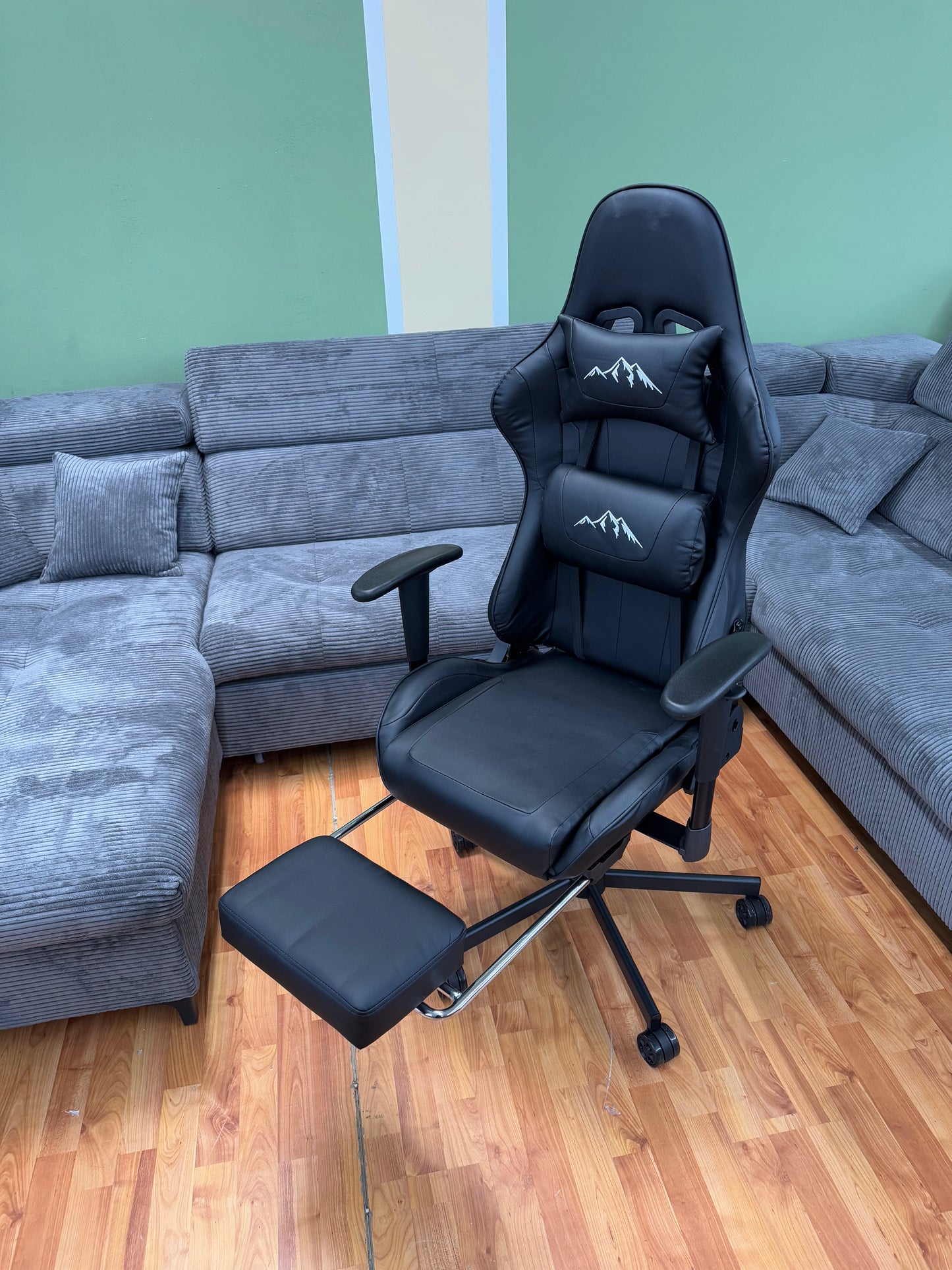 Gaming-Stuhl Bürostuhl +Kissen +Beinablage +Rückenlehnenverstellung +Neu auf Lager