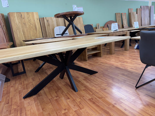 Esstich Eiche +Vollmassiv +Spidergestell +Einzelstück