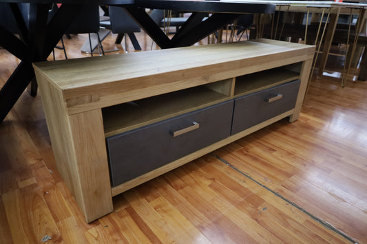 Tv- Unterschrank Kommode  + Teilmassiv Eiche + Schubladen