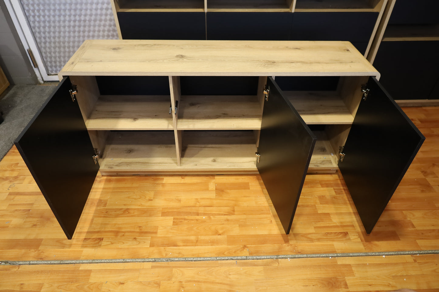 Sideboard Kommode Vitrine + EInlegebodenkante + Soft Close
