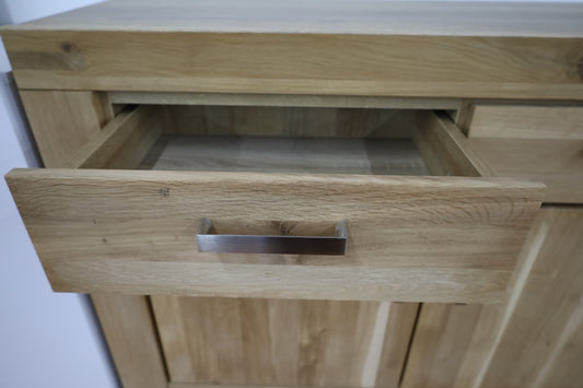 Kommode -> Front Massivholz -> großer Stauraum