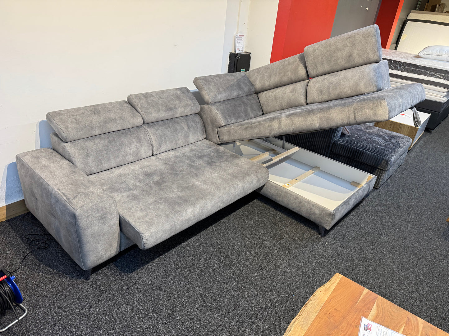 Sofa Couch Wohnlandschaft +Kopfstützenverstellung +elektr. Sitztiefenverstellung +Stauraum