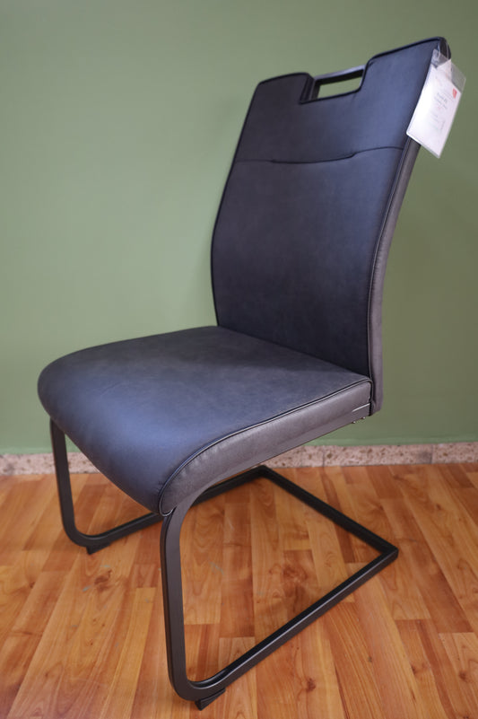 Esszimmerstuhl + Metall Gestell + modernes Aussehen