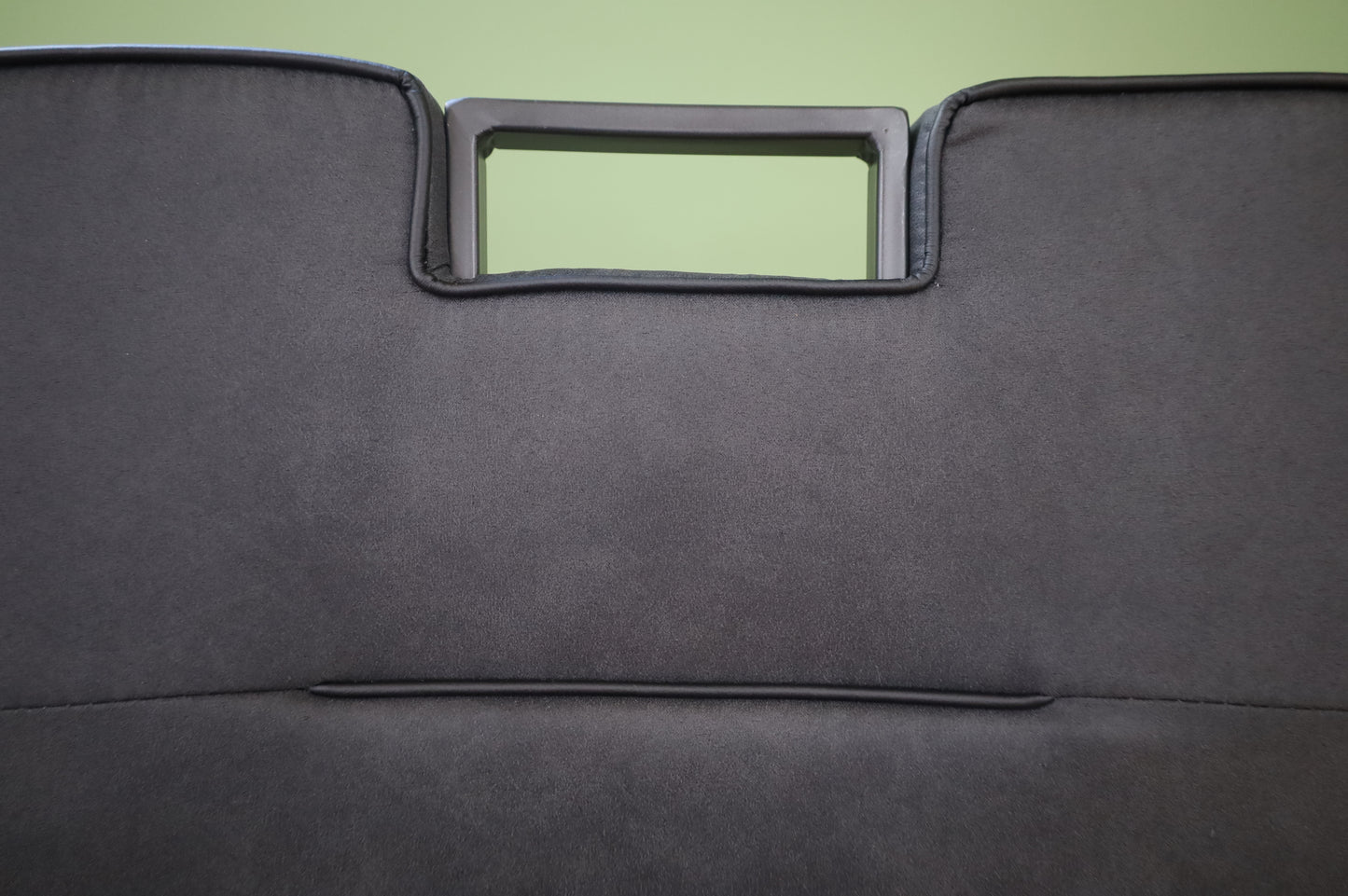 Esszimmerstuhl + Metall Gestell + modernes Aussehen