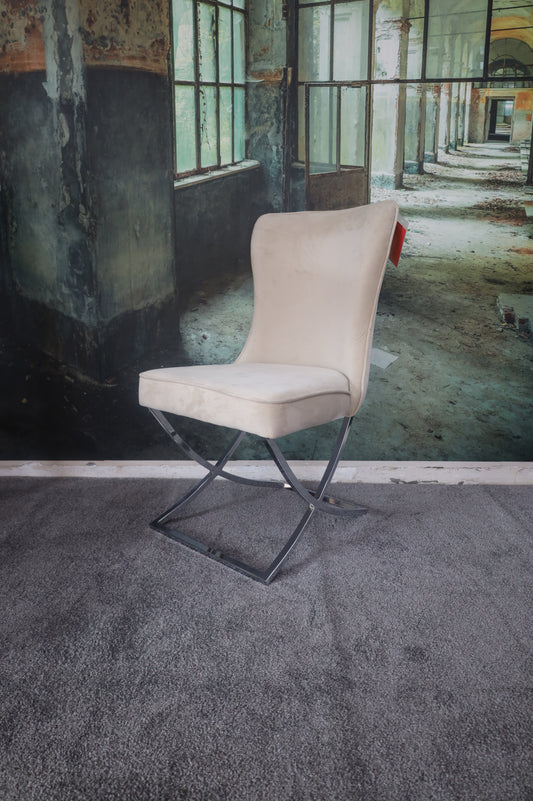 Esszimmerstuhl Stuhl +Samtstoff +Gold oder Chrom Gestell +mehrere Farben