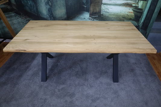 Esszimmertisch Tisch +Wildeiche +Baumkante +X-Metallgestell