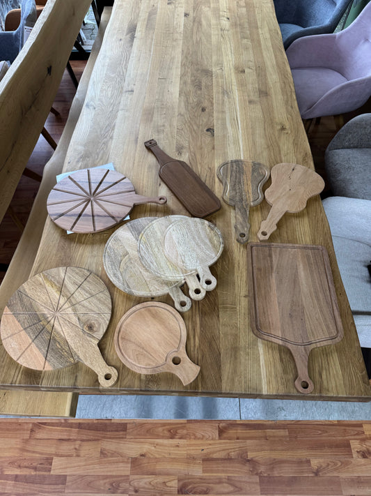 Serviertablett +verschiedene Modelle +Massivholz +Neu auf Lager