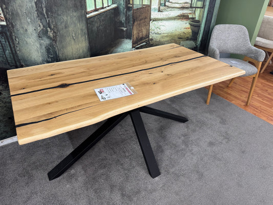 Esstisch Eiche +Epoxidharz +Vollmassiv +Baumkante +Neu auf Lager