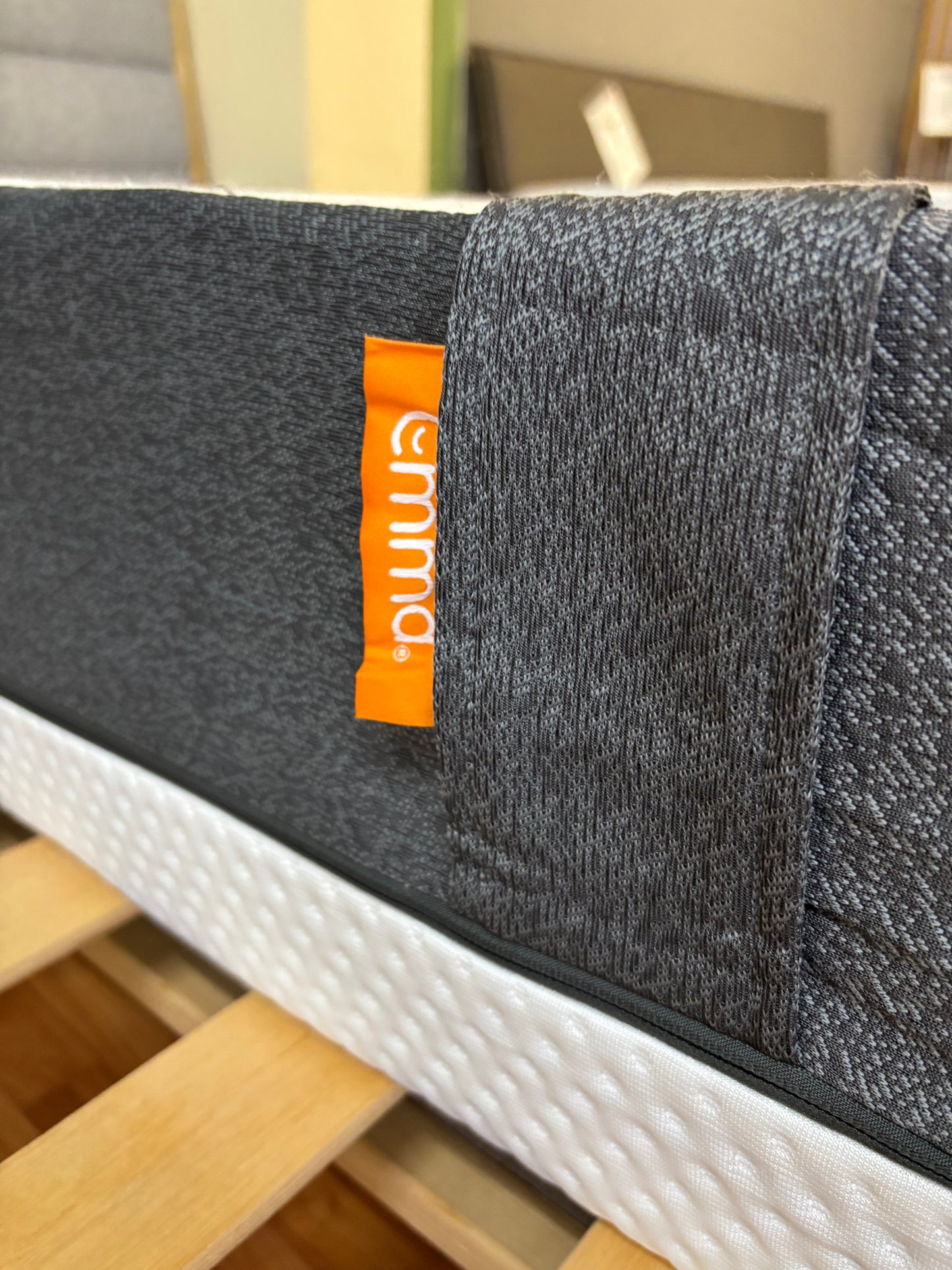 Matratze +Marke Emma +2 Seiten Medium+Hart+Seitengriffe