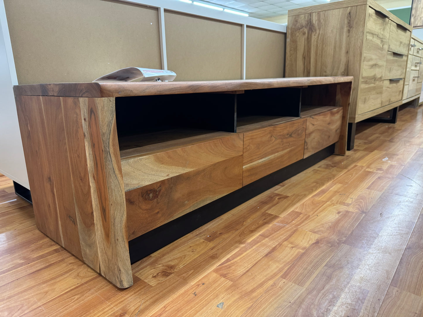 Tv-Board +Akazie +Vollmassiv +Schubladen +Neu auf Lager