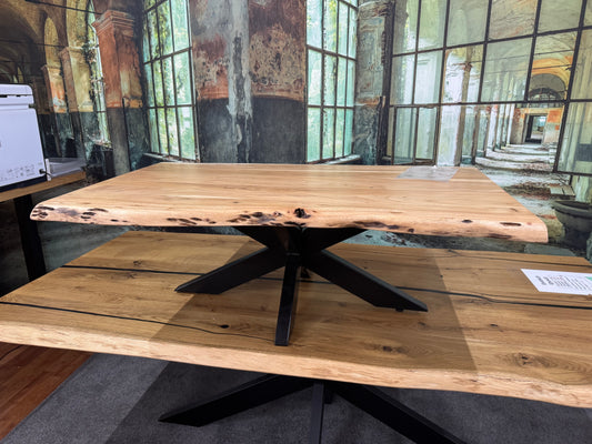 Couchtisch Tisch Wohnzimmertisch +Akazie +4cm vollmassiv +echte Baumkante +Spidergestell +Neu auf Lager