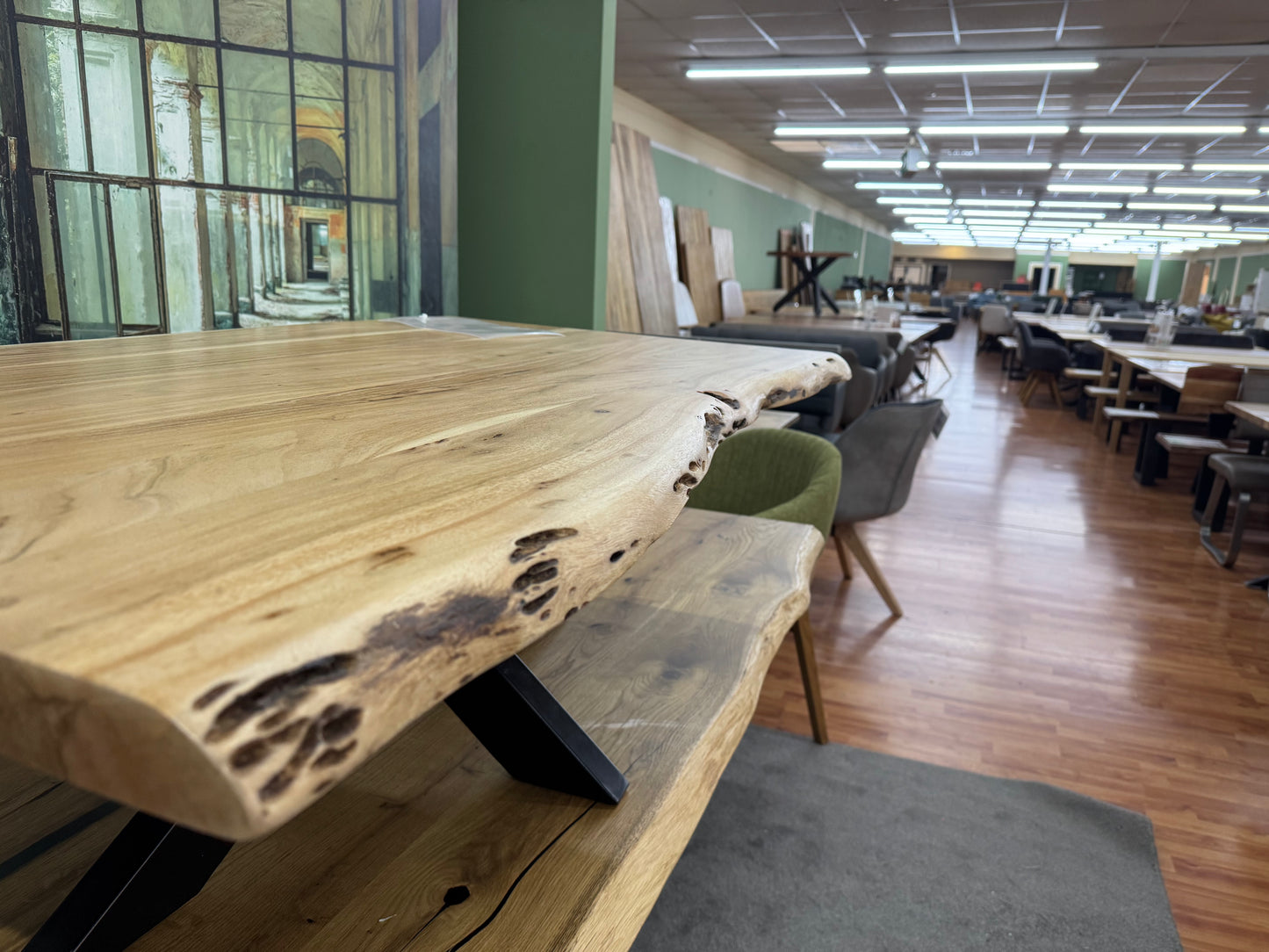 Couchtisch Tisch Wohnzimmertisch +Akazie +4cm vollmassiv +echte Baumkante +Spidergestell +Neu auf Lager