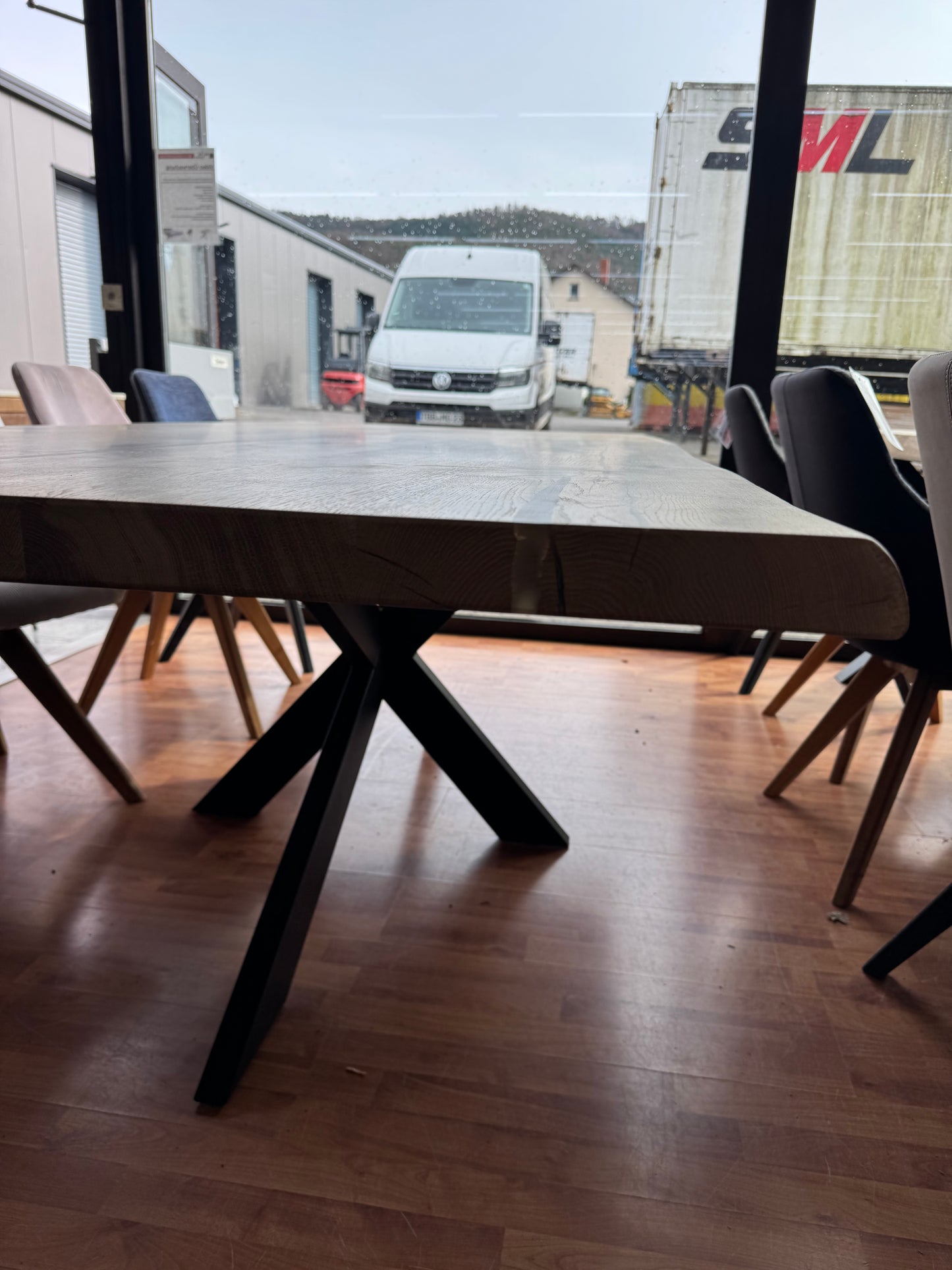 Esstisch Epoxidharz Transparent +Vollmassiv 4cm +Baumkante +versch. Größen