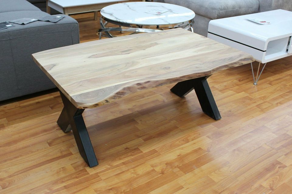 Couchtisch + Massivholz Akazie + Baumkante + Metall Gestell