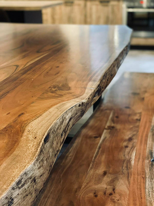 Esstisch + MASSIVHOLZ Akazie + ECHTE Baumkante + 120 bis 240cm