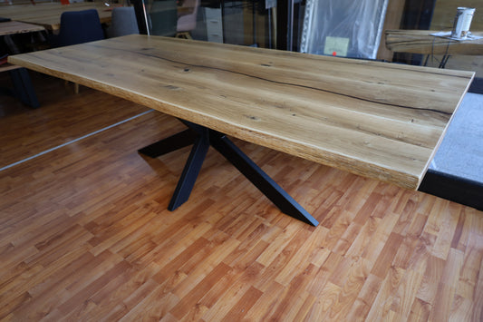 Esstisch Tisch +Massivholz Eiche VOLL 4cm +Baumkante +Epoxidharz