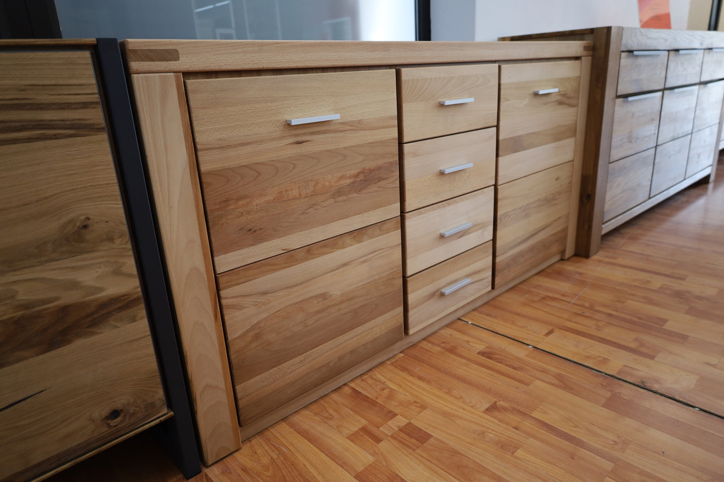 Kommode Vitrine + Front Massivholz Buche