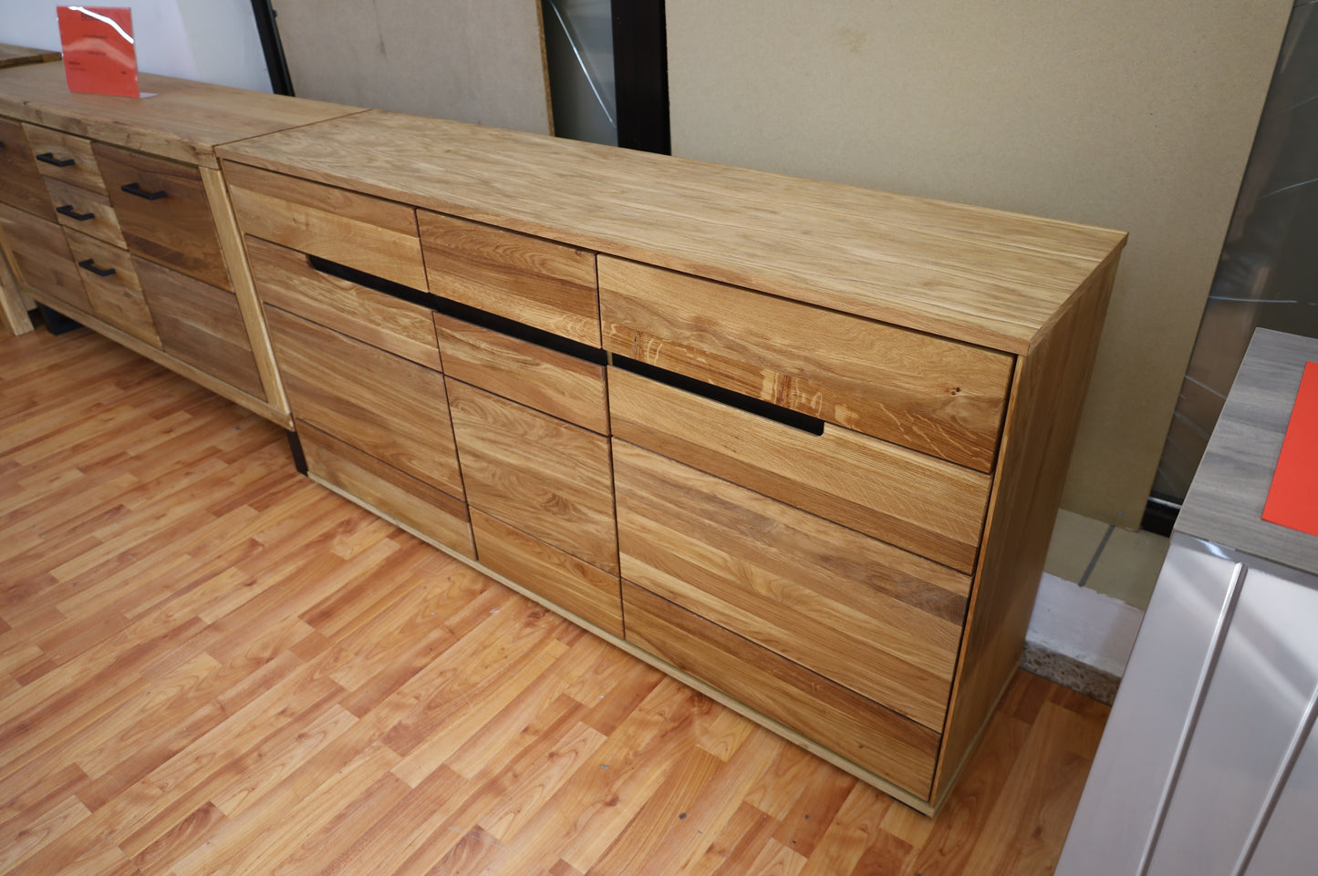 Kommode Vitrine + Front Massivholz + Soft Close