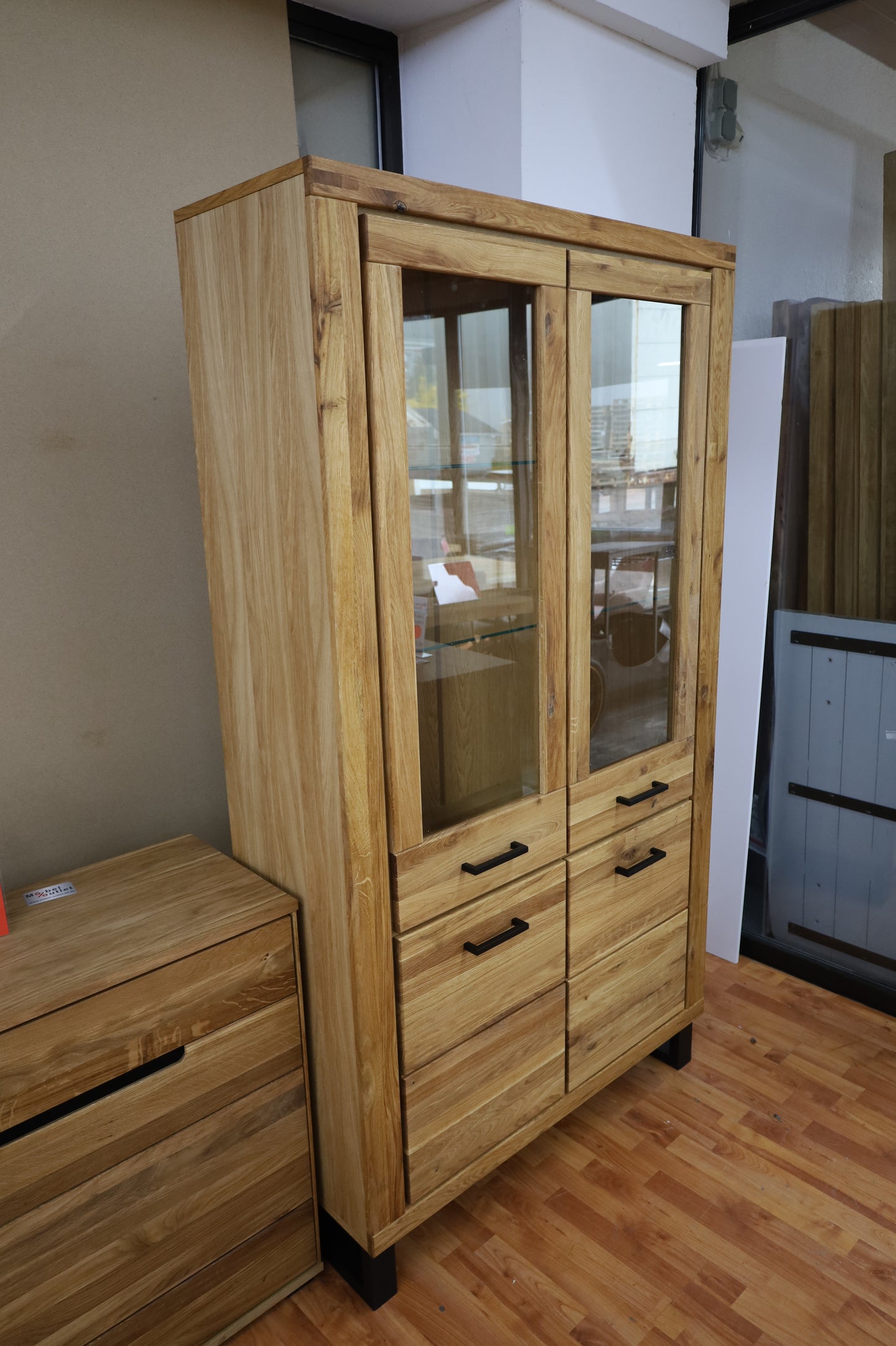 Doppelvitrine Vitrine +Soft Close + Front Massivholz Eiche