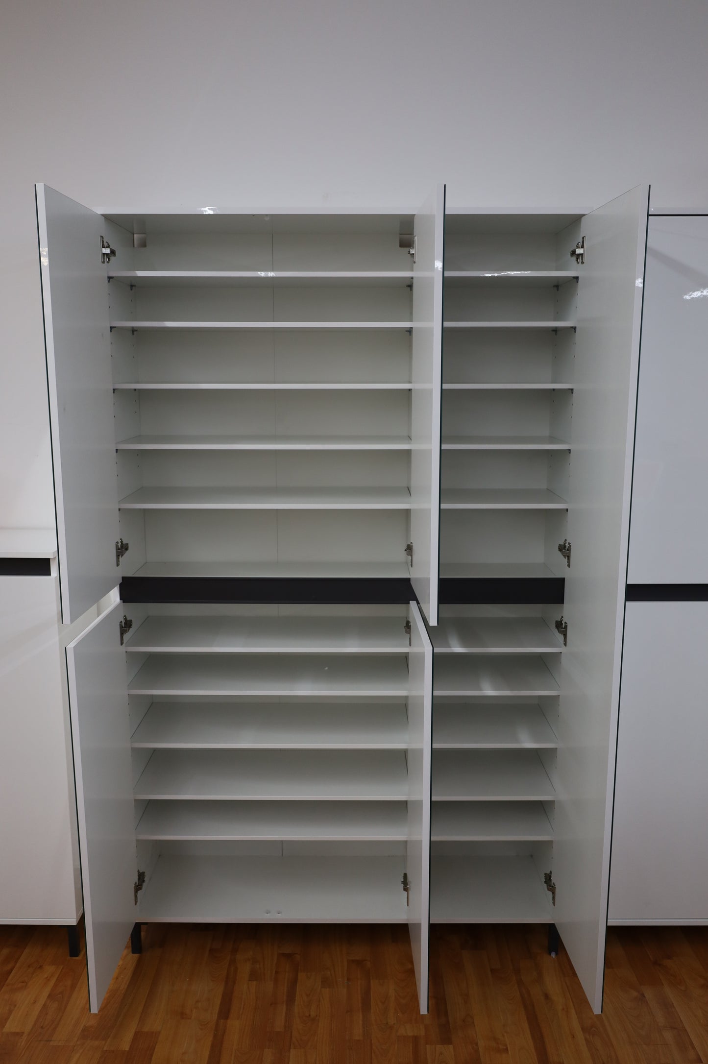 Schuhschrank kommode + Spiegel + 10 Fachböden + Hochglanz