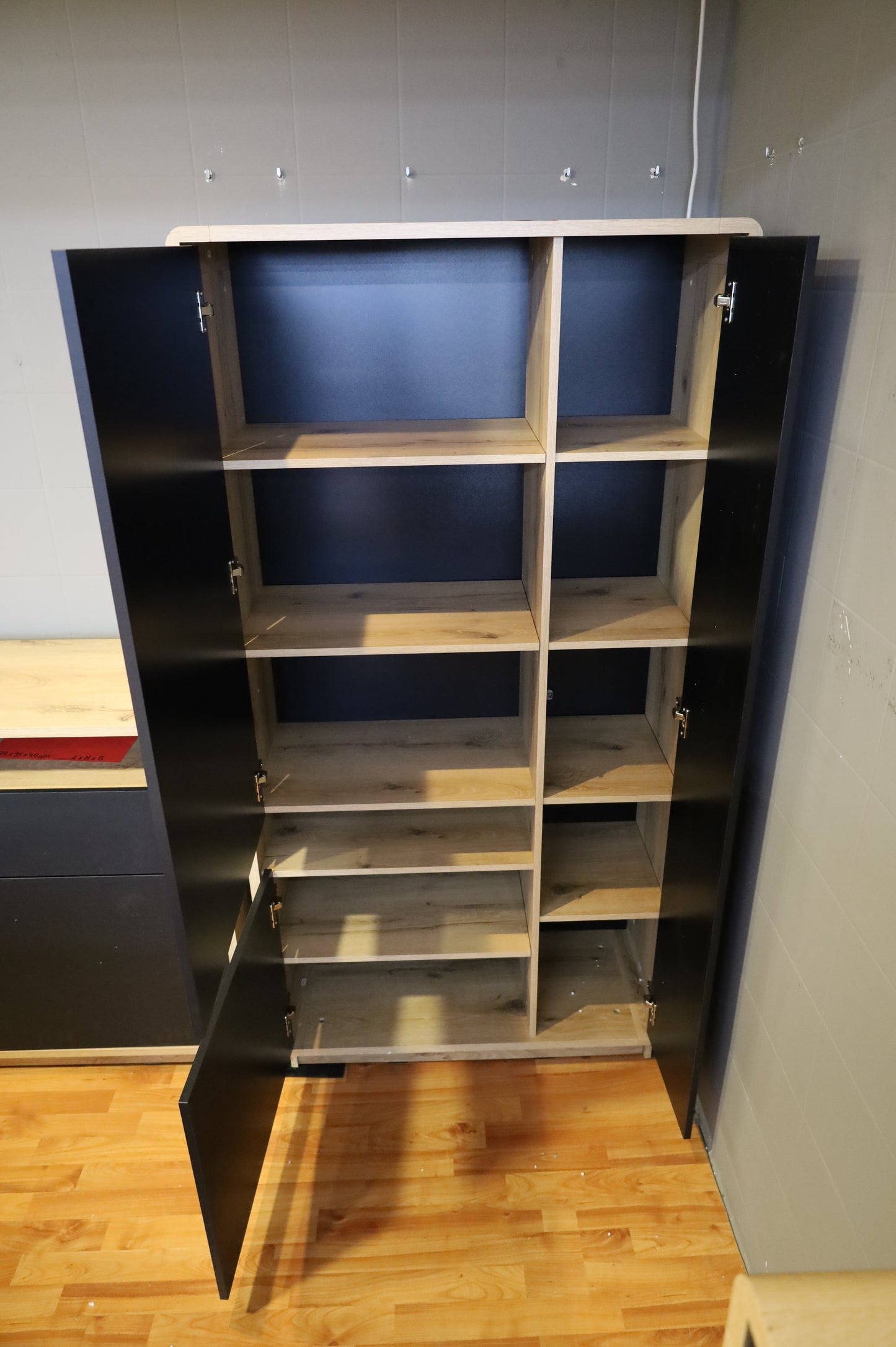 Vitrine Kommode Sideboard + Einlegebodenkanten + Soft Close