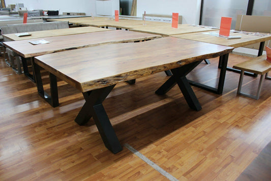 Esstisch + Massivholz Akazie + ECHTE Baumkante + Metall Gestell