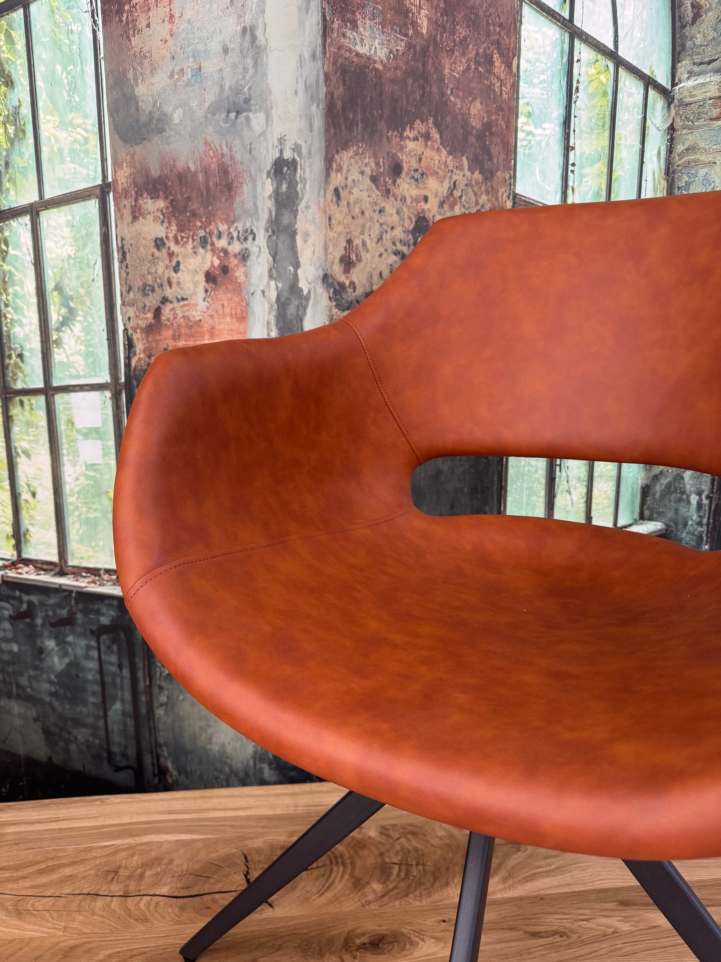 Stuhl +Metallgestell +360° Drehfunktion +vers. Farben +Neu auf Lager
