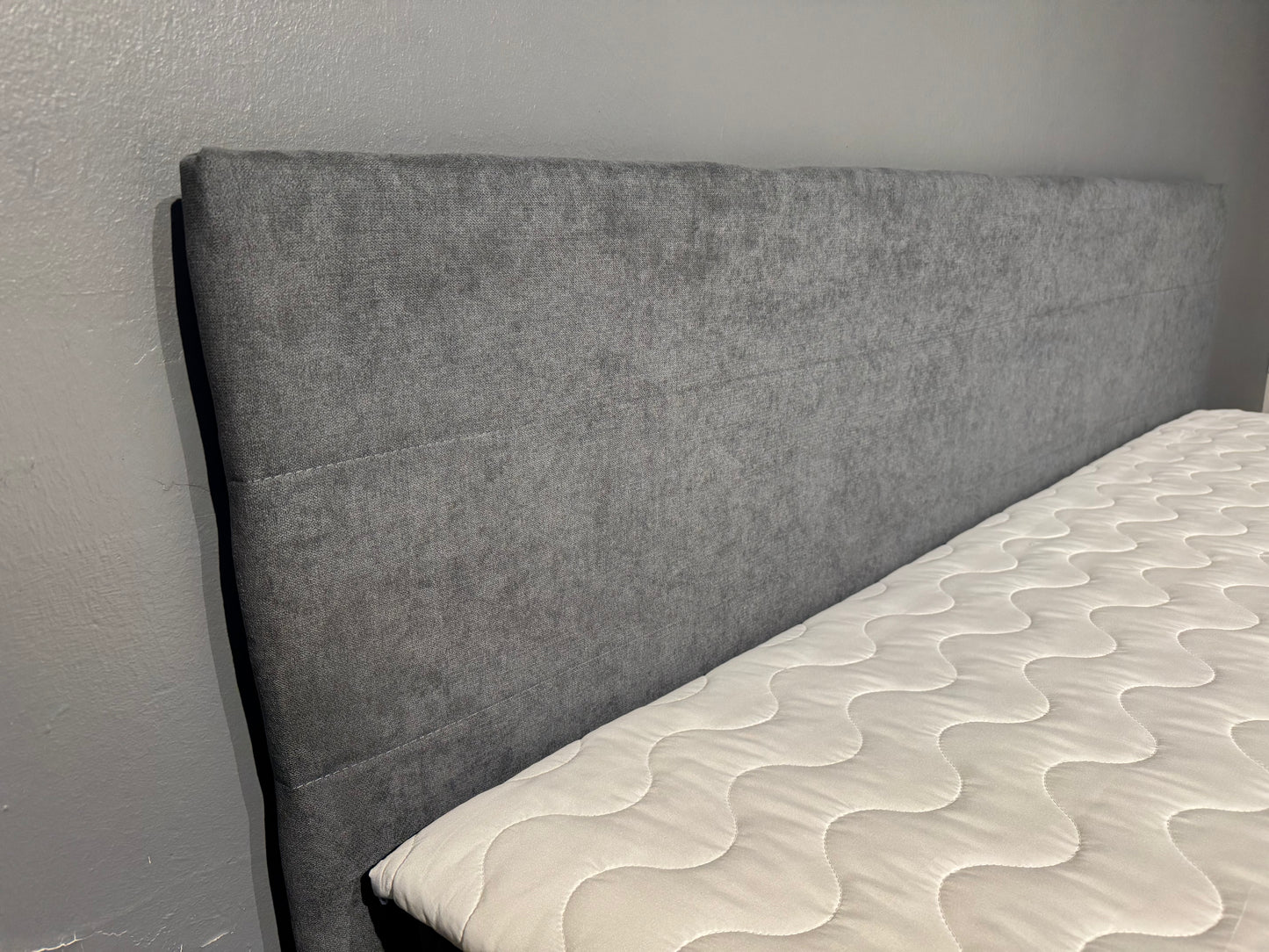 Boxspringbett +Topper +Matratze +Neu auf Lager