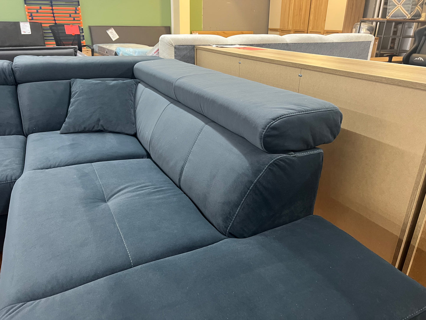 Sofa Couch + Bettfunktion  + Stauraum  + Kopfteile verstellbar  + Armlehne verstellbar + Kissen