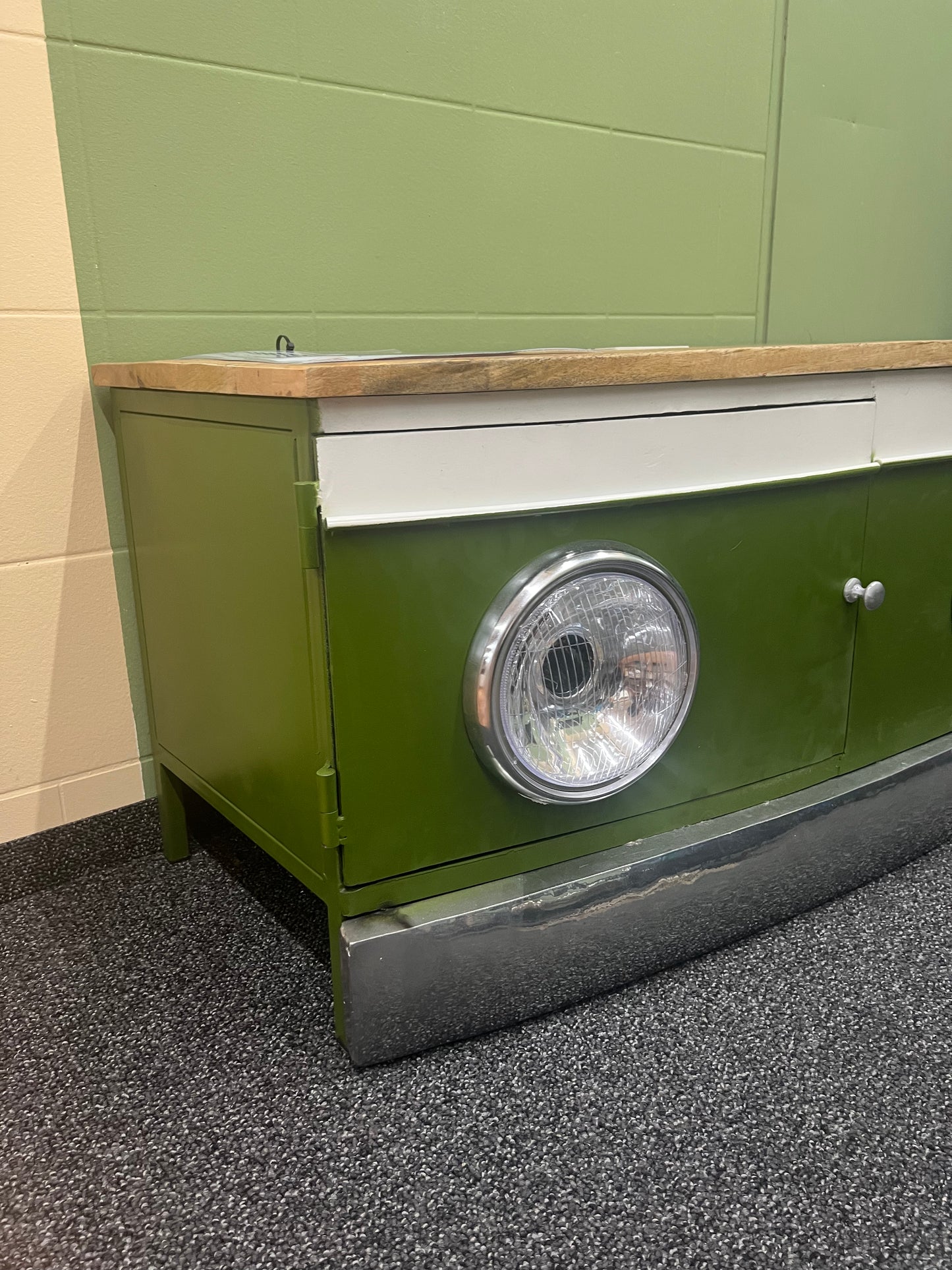 TV Unterschrank Kommode + Massivholz Ablage + BULLI - Optik