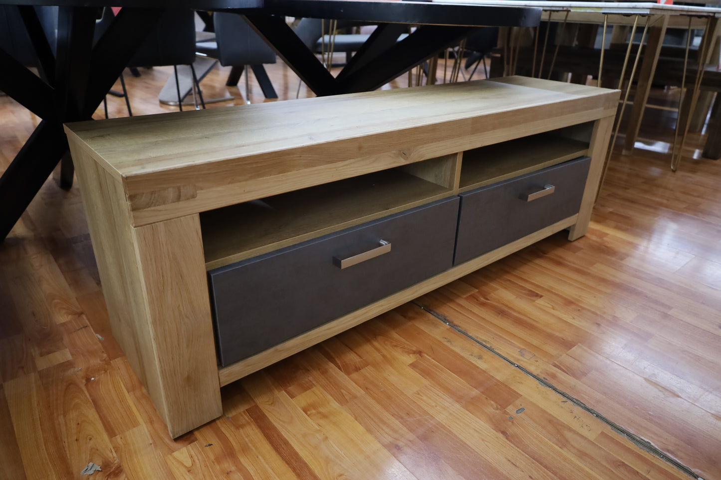 Tv- Unterschrank Kommode  + Teilmassiv Eiche + Schubladen