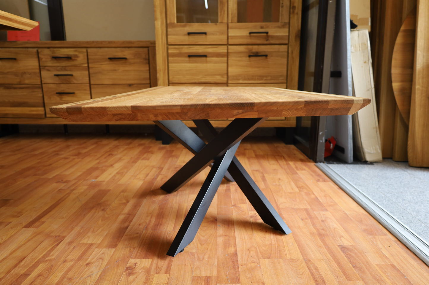 Couchtisch Tisch + Massivholz Eiche + Schweizer Kante + Stern Gestell