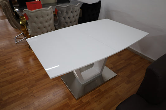 Esstisch Tisch + Hochglanz weiß + Ausziehbar + MCA NICOLO