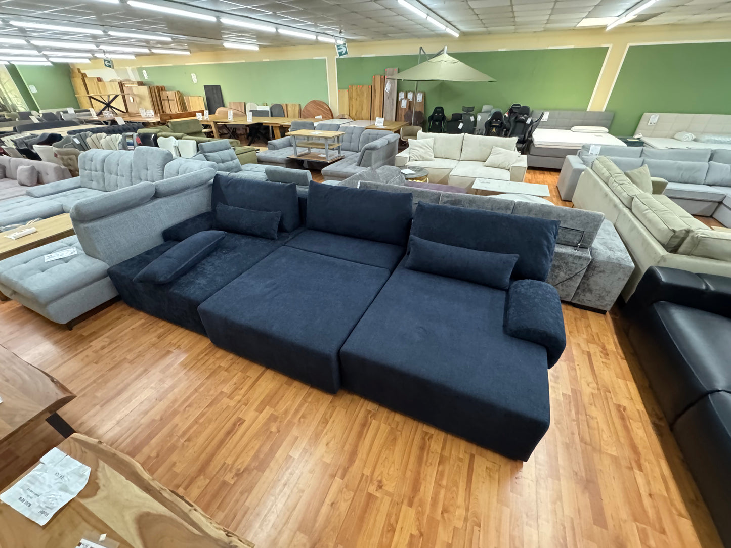 BIG Sofa Couch Wohnlandschaft +Bettfunktion +Stauraum +Kissen +Nierenkissen +abnehmbare Armlehnen