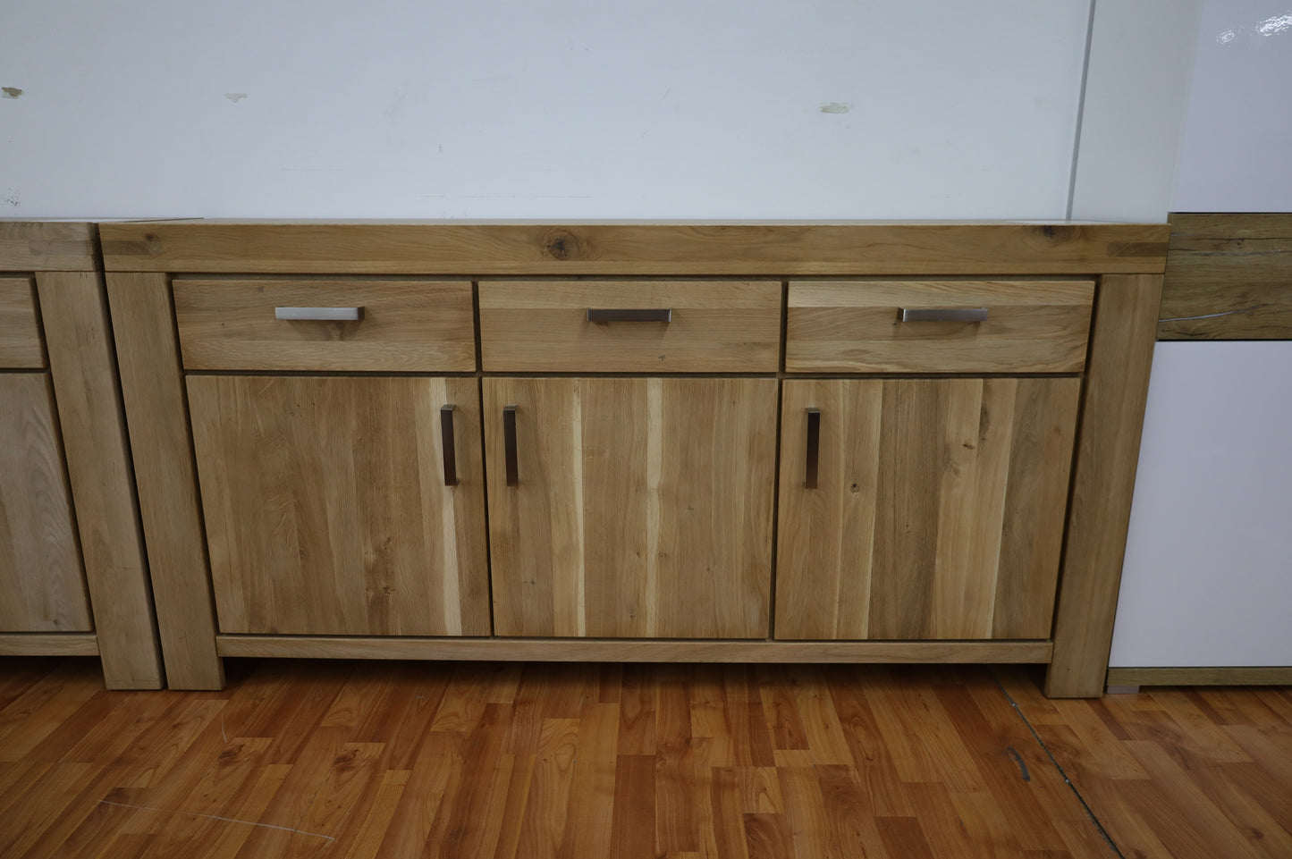 Kommode + Front Massivholz + großer Stauraum