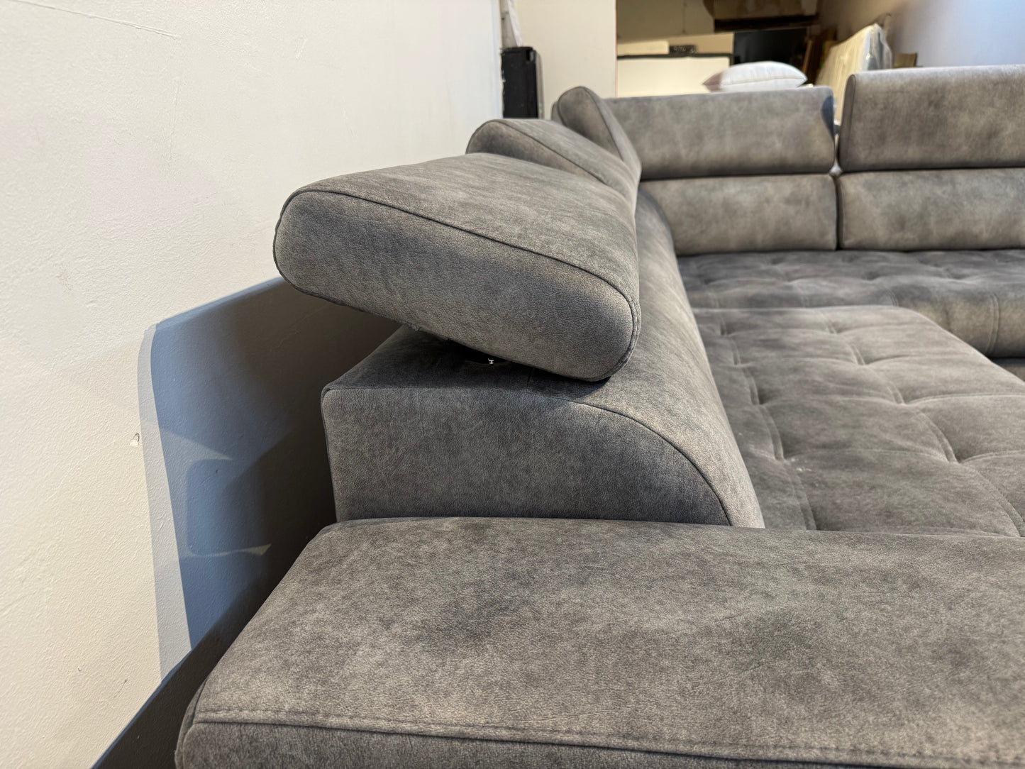 Sofa Couch Wohnlandschaft +Kopfstützenverstellung +elektr. Sitztiefenverstellung +Stauraum