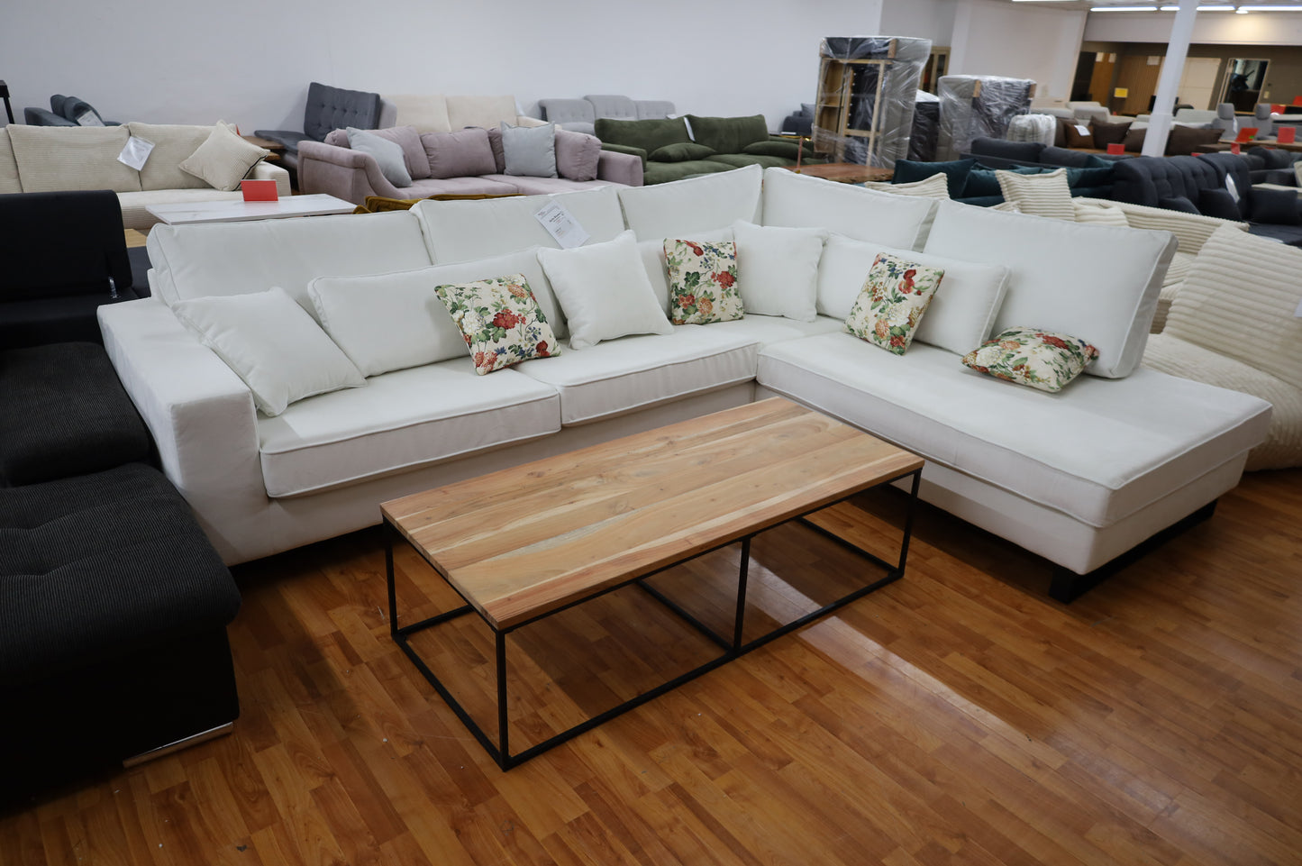 Sofa Couch Wohnlandschaft + Kissen + tolles Design