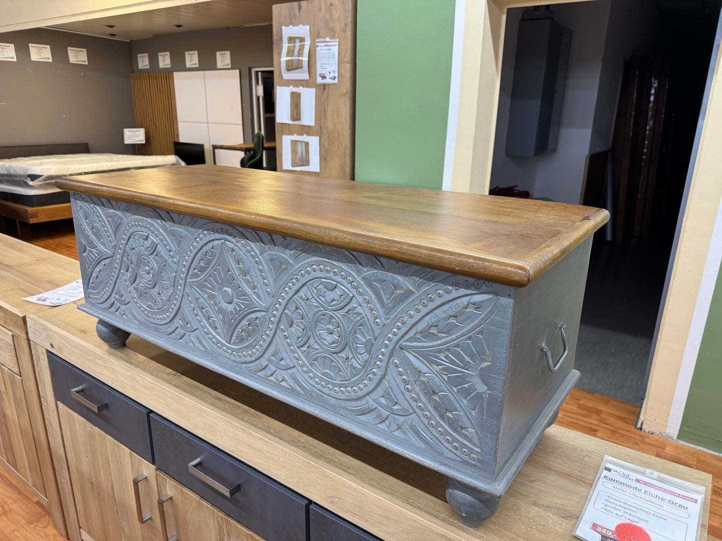 Truhe +Massivholz +großer Stauraum +Einzelstück