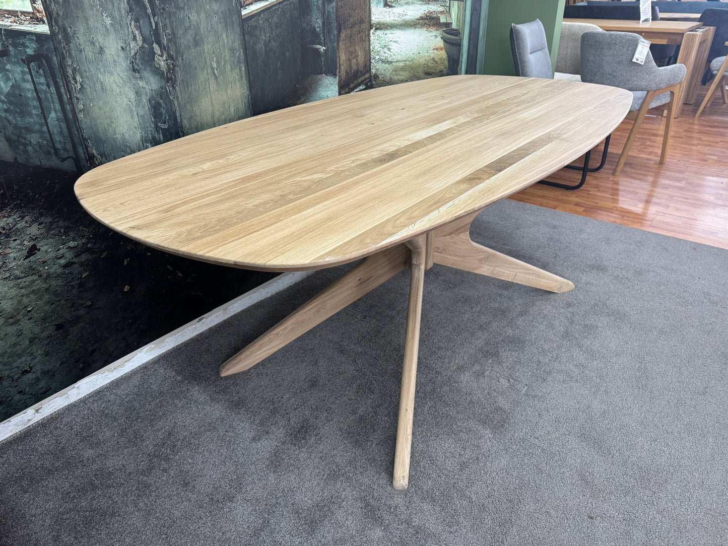 Esstisch Eiche Oval +Massivholz +Gestell-Massivholz +verschiedene Gestelle +Lieferbar in 2 Wochen