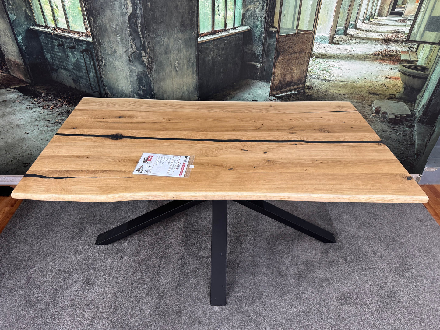 Esstisch Eiche +Epoxidharz +Vollmassiv +Baumkante +Neu auf Lager