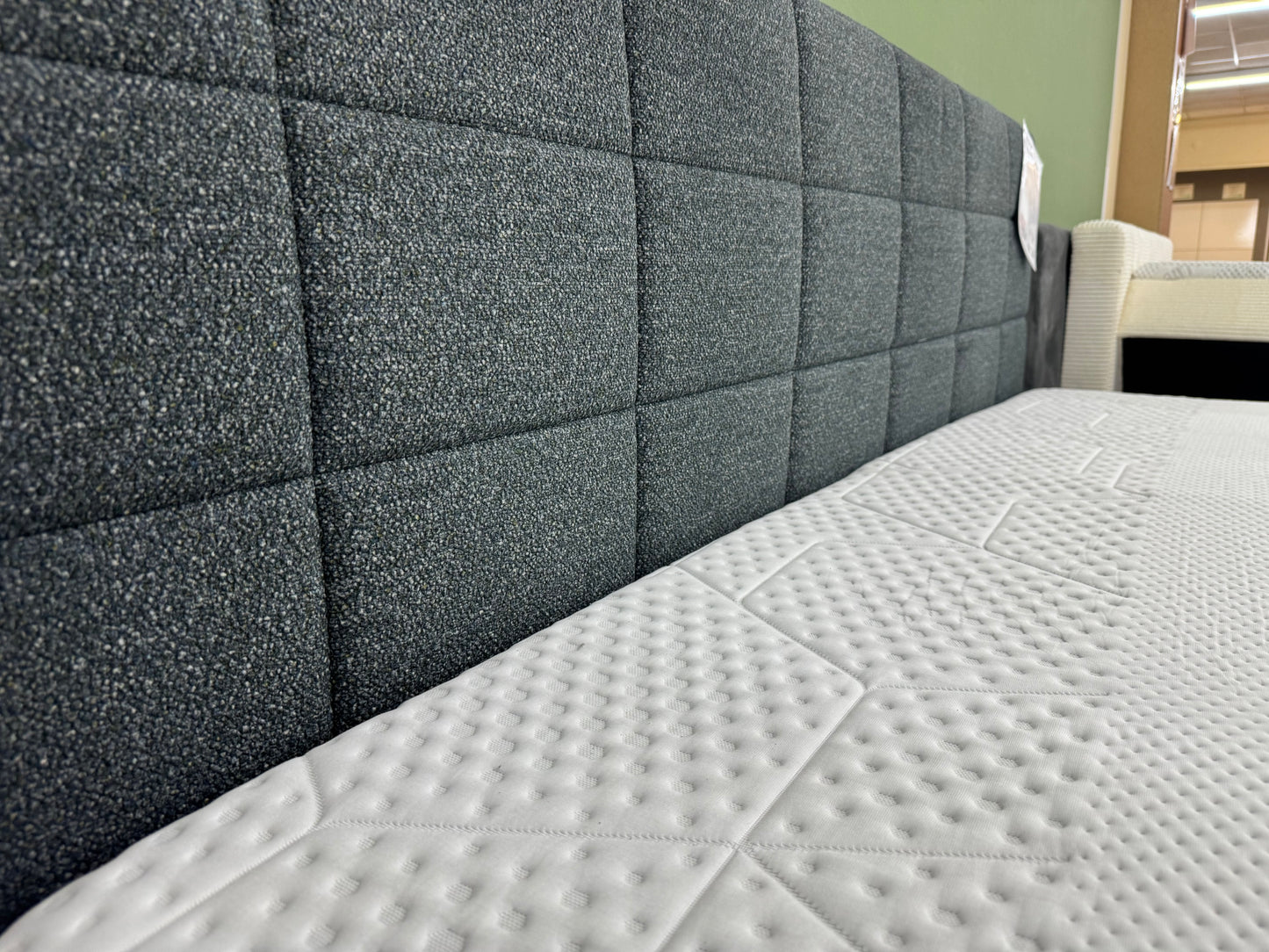 Boxspringbett Bett +Emma Topper +200x200cm +Markenbett