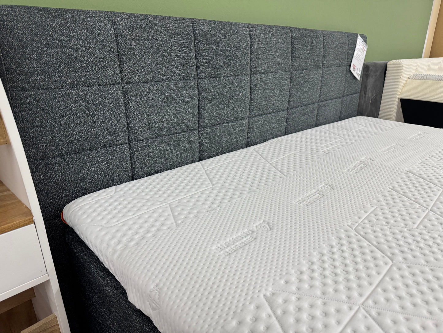 Boxspringbett Bett +Emma Topper +200x200cm +Markenbett