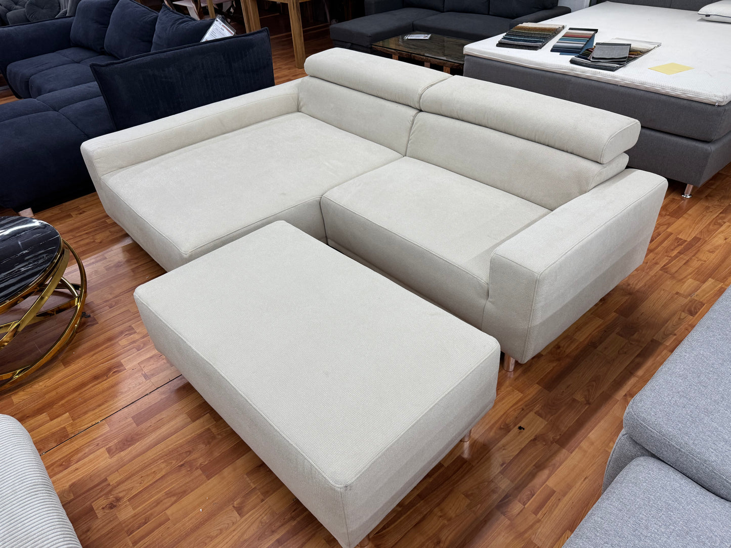 Sofa Couch Wohnlandschaft +Hocker +Kopfstützenverstellung