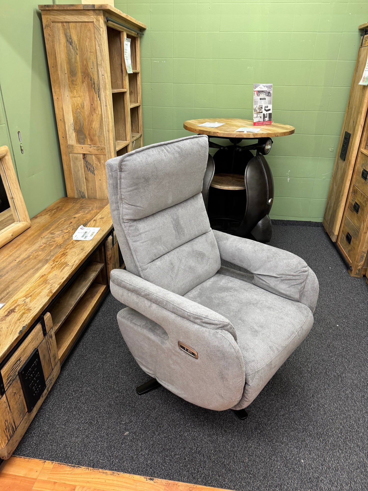 Sessel +elektr. Verstellung +Relaxfunktion +Drehfunktion +Neu auf Lager