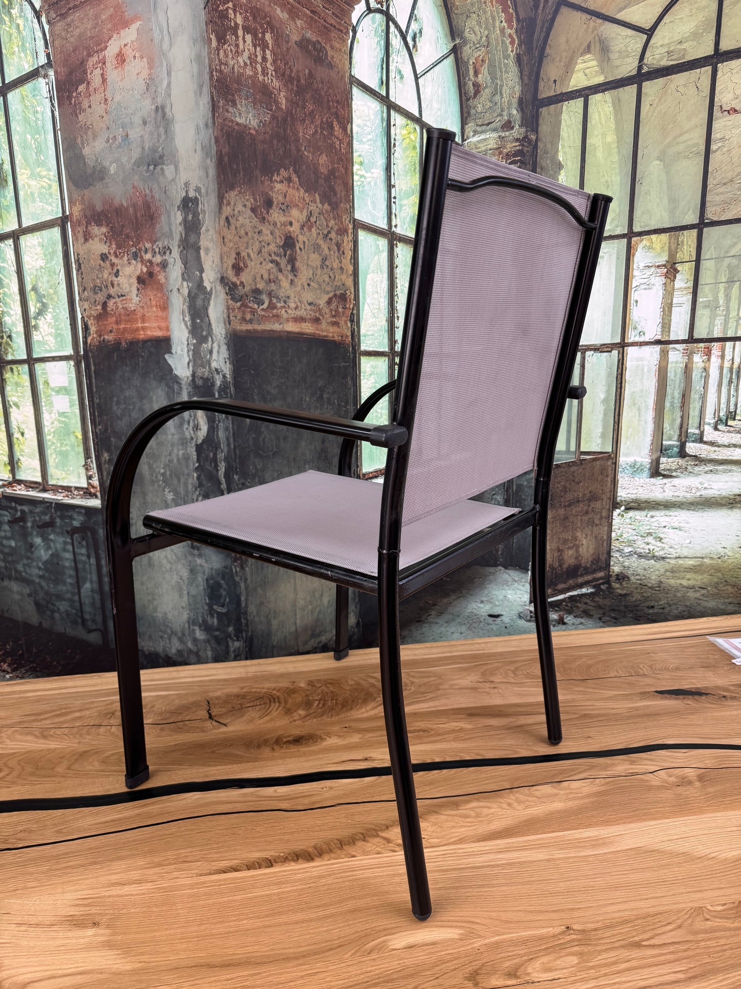 Stuhl Stapelstuhl +Metallgestell +zwei Farben erhältlich +Neu auf Lager