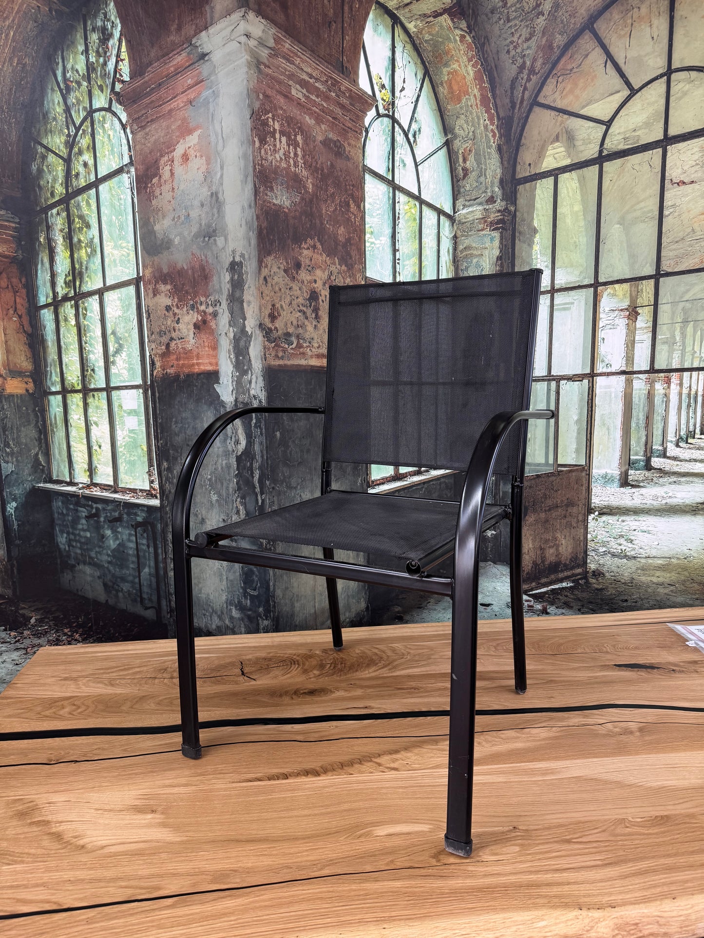 Stuhl Stapelstuhl +Metallgestell +zwei Farben erhältlich +Neu auf Lager