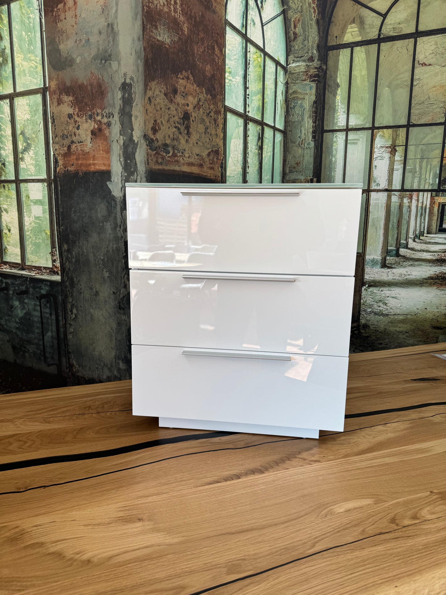 Nachttisch Kommode +Glas Auflage +3xSchubladen +Hochglanzweiß +Neu auf Lager